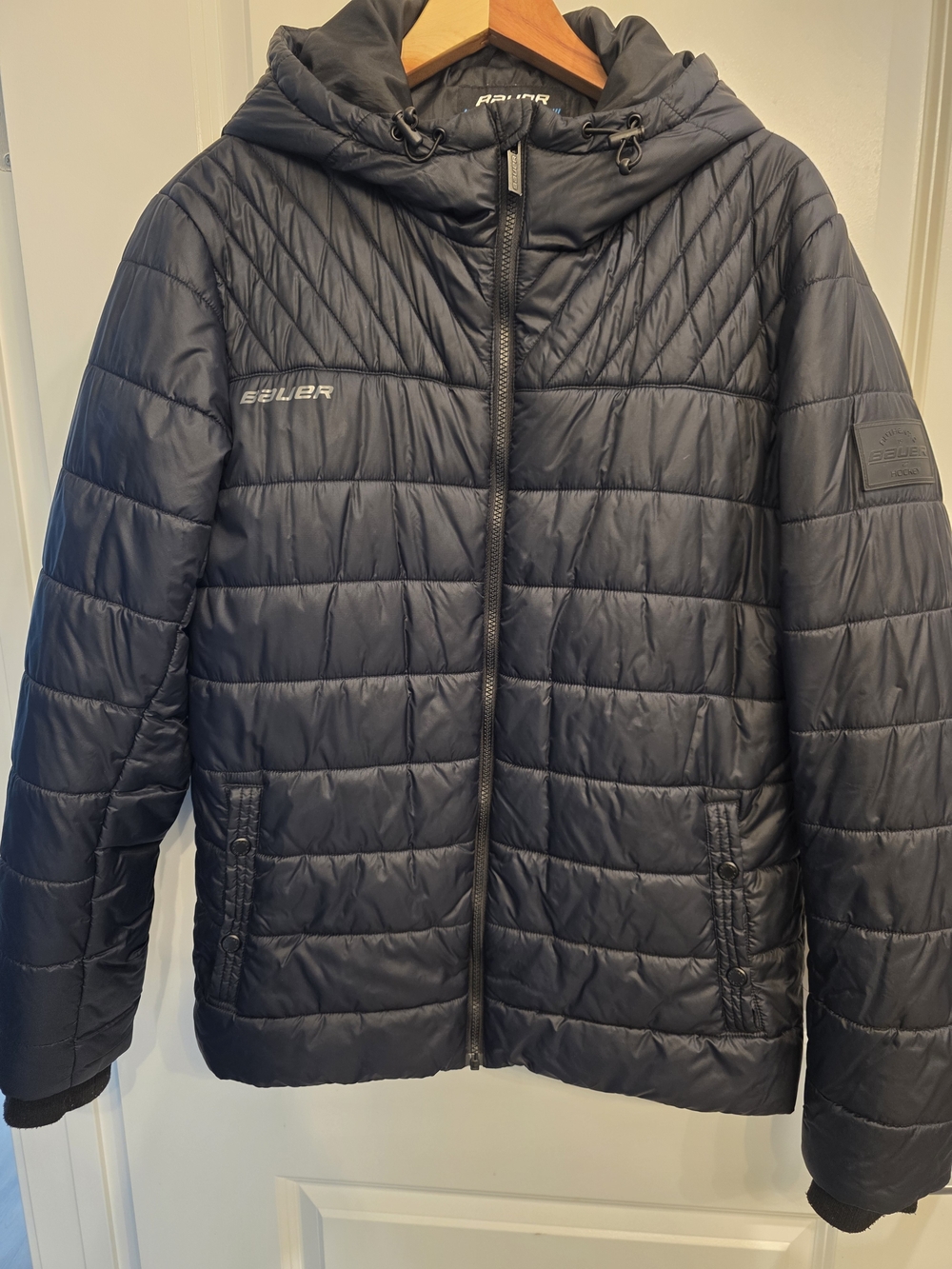 Bauer Team PrimaLoft Hooded Puffer Jacket | Black | Size Large (L)